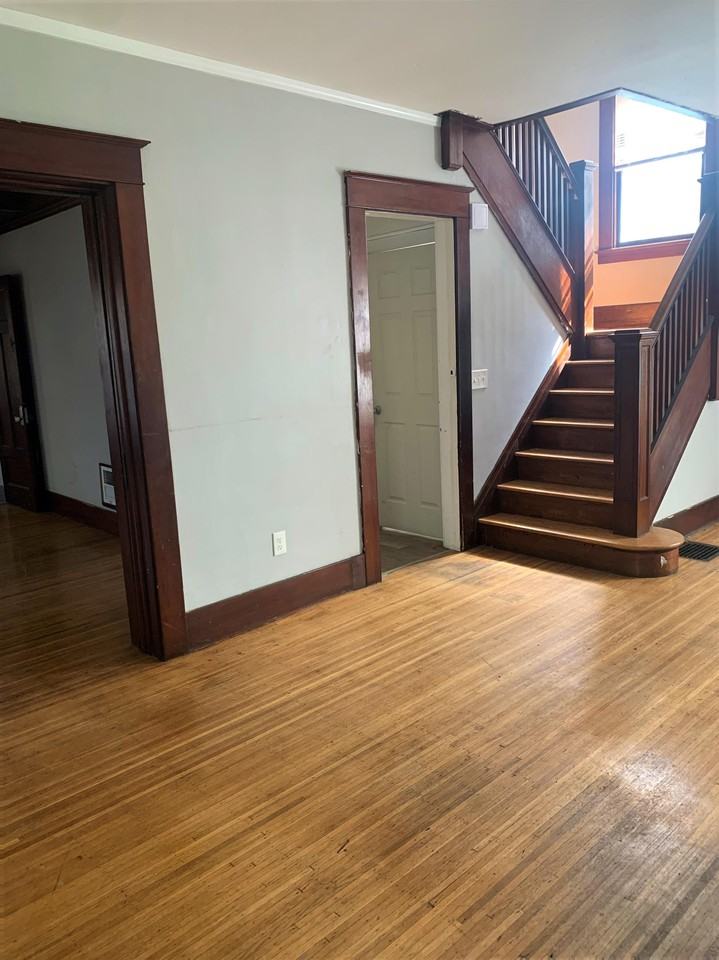 612 Brooks Ave #1 - Photo 2 of 11