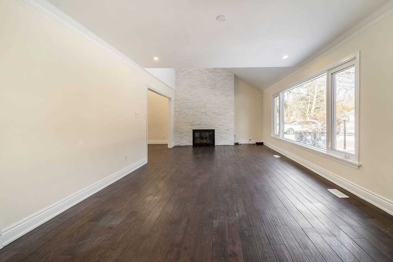 876 Parkland Avenue - Photo 2 of 34