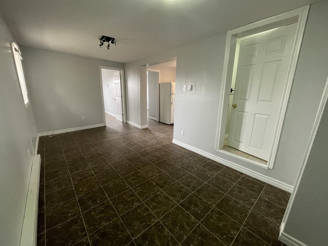 412 Prince St #412-1 - Photo 5 of 12