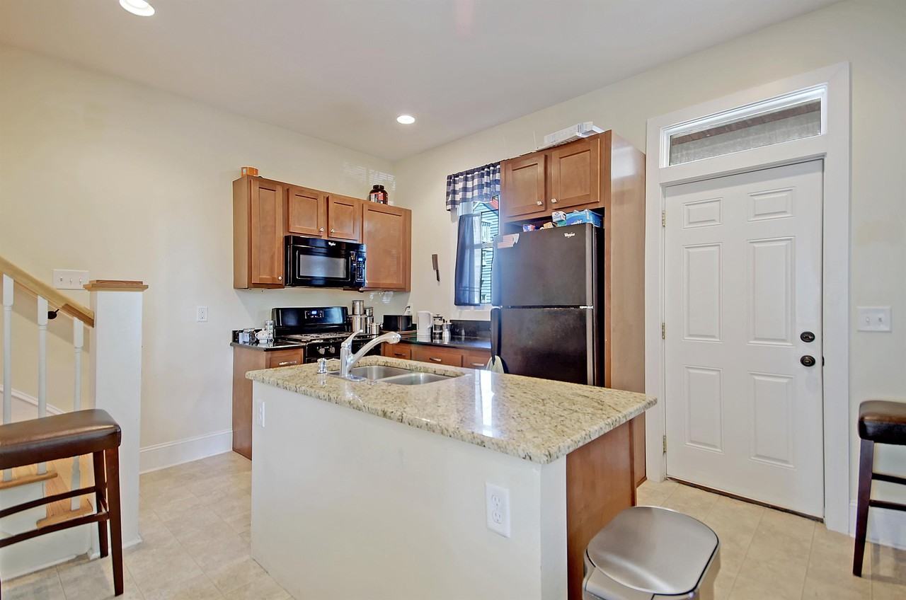 26 Blake St #B - Photo 6 of 24