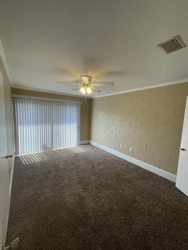 2241 W Pensacola StUnit 87 #87 - Photo 7 of 14