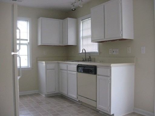 407 Old Treybrooke Dr - Photo 3 of 19