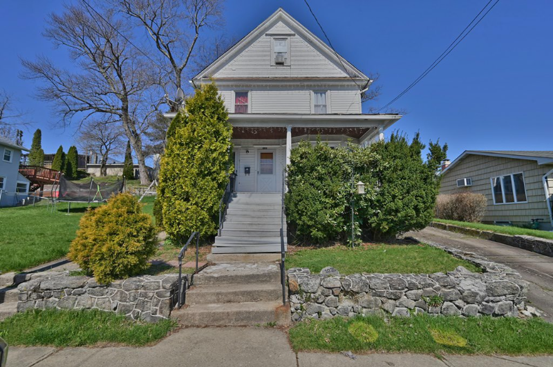 1025 Ridge Ave - Photo 2 of 24