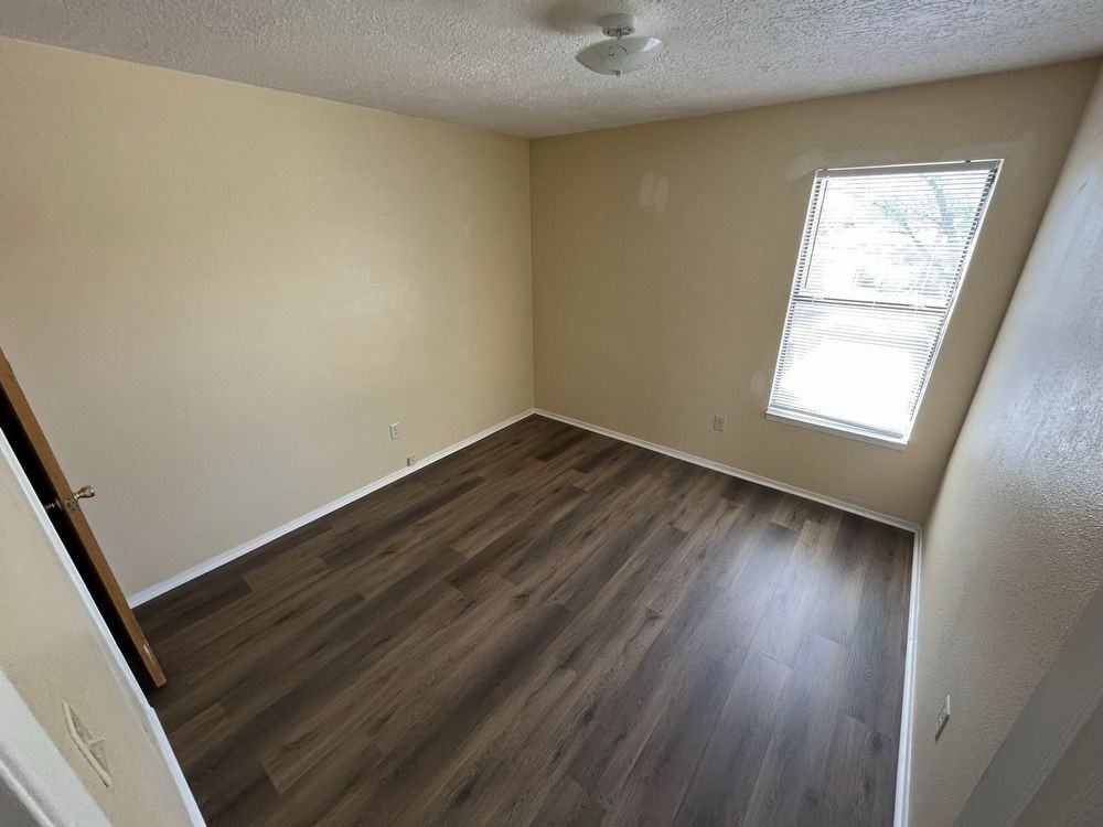 620 Chama St Ne - Photo 3 of 7