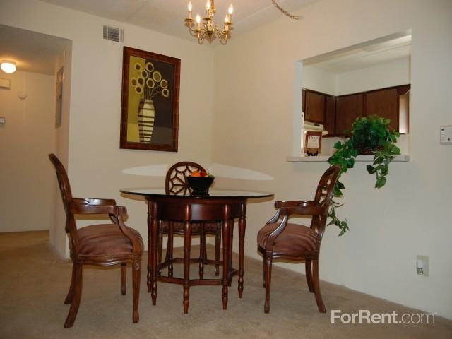 Eagles Pointe - Photo 3 of 23