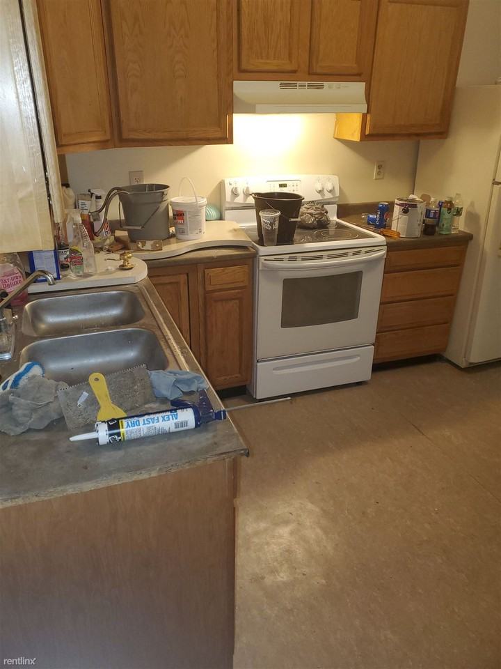9 Glenridge St Fl 3 XTRA LARGE - Photo 2 of 10