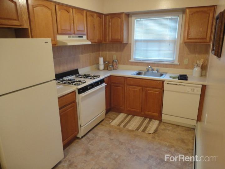 Rutherford Heights - Apartments in East Rutherford, NJ