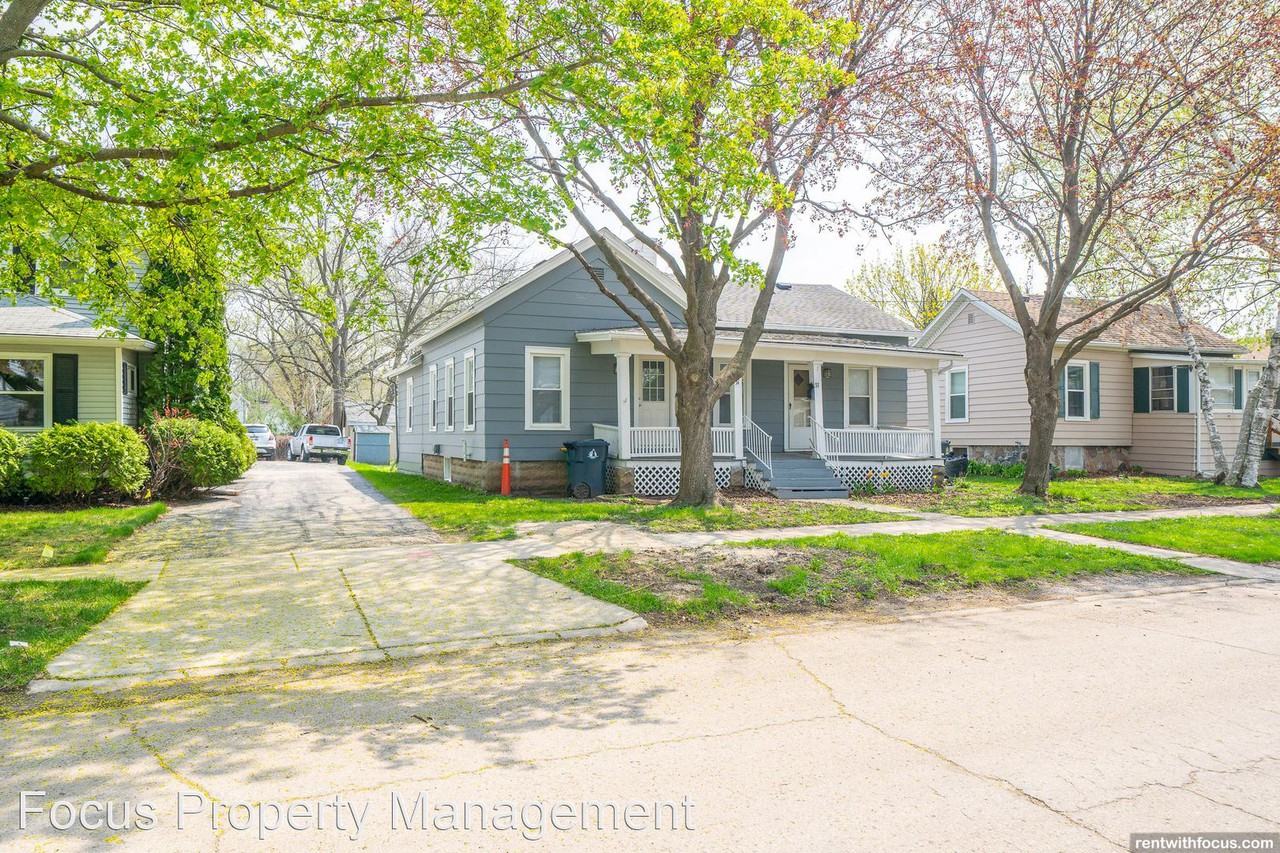 31/33 S Butler Street - Photo 3 of 10