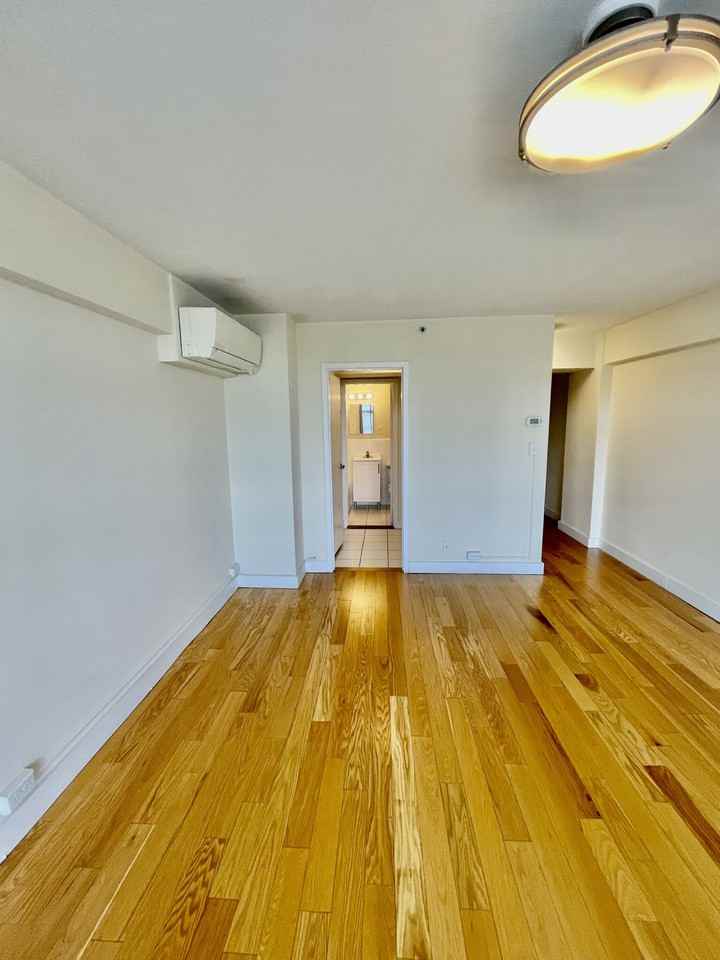 1440 Beacon St #611 - Photo 2 of 10