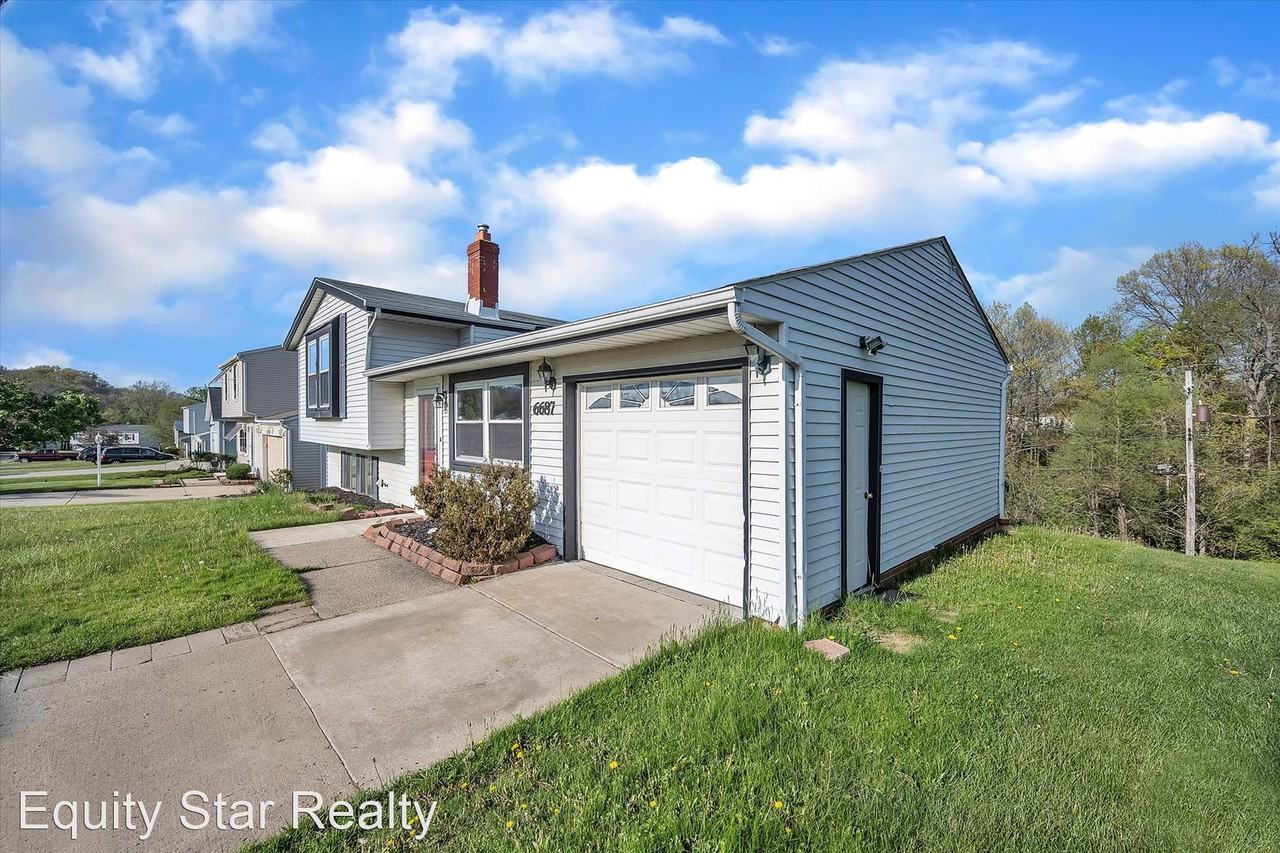 6687 Deer Ct - Photo 2 of 23