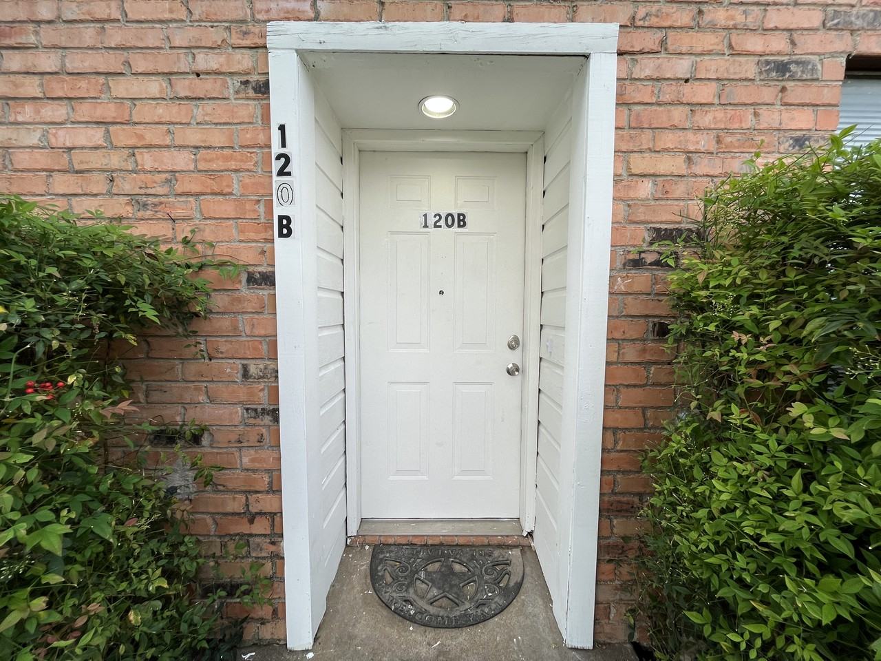 120 Allencrest Dr - Photo 2 of 21