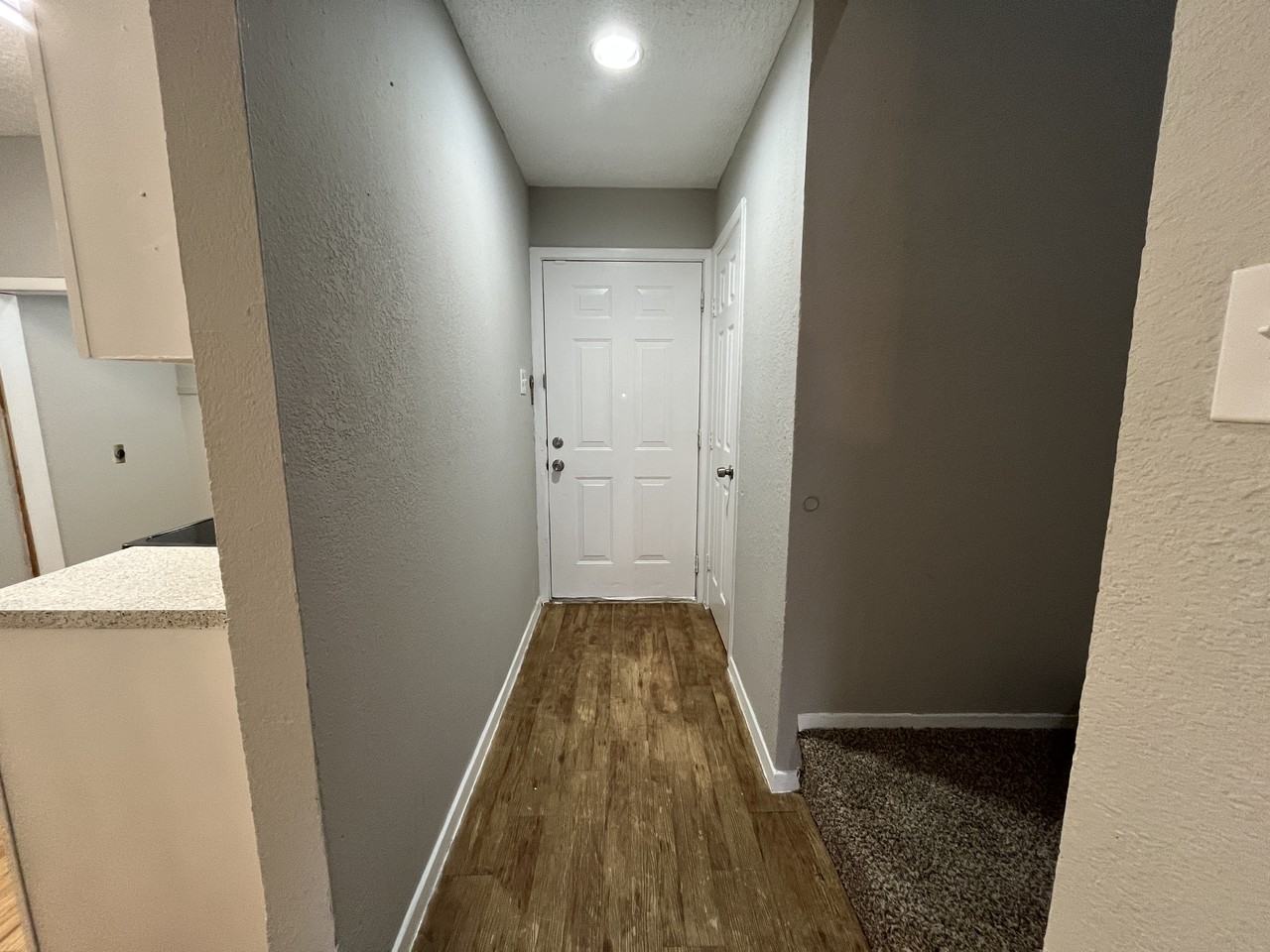 120 Allencrest Dr - Photo 3 of 21