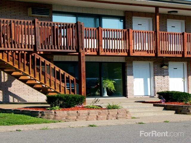 Bloomfield on the River - Photo 2 of 14