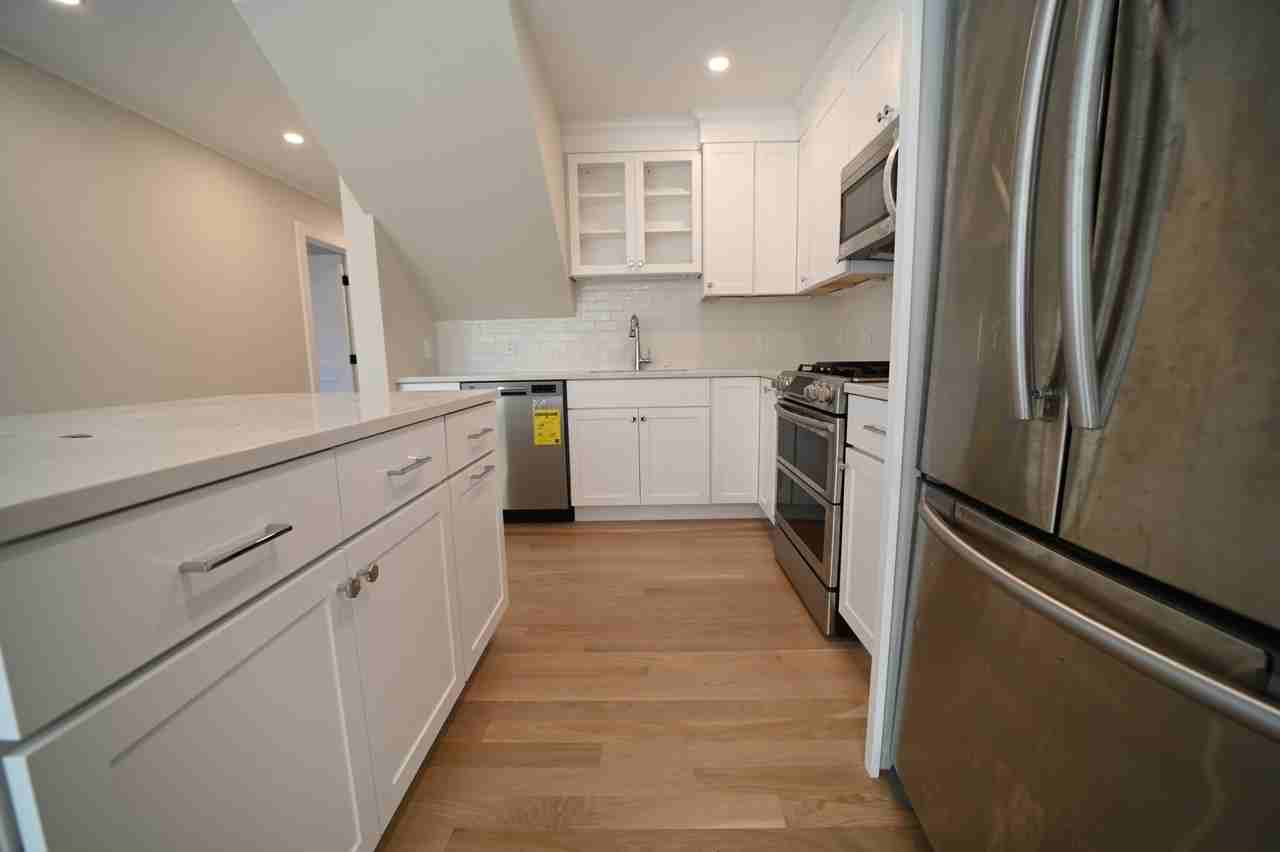 39 Eliot St #2 - Photo 2 of 10