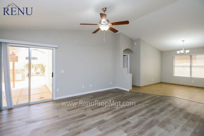 3917 E San Remo Ave - Photo 2 of 20