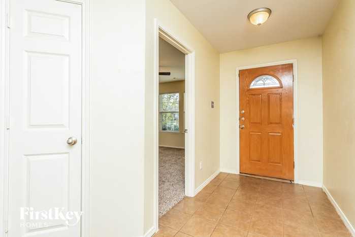 1309 Gayle St - Photo 2 of 15