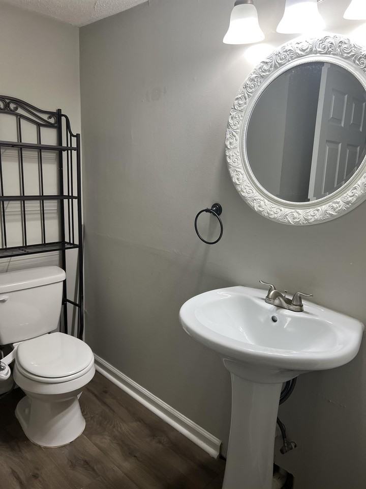 708 Susquehana Ave #1 - Photo 2 of 8