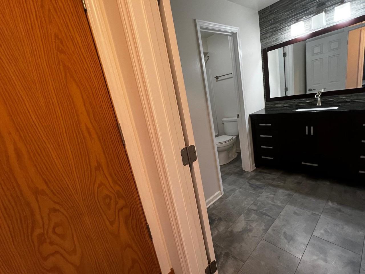 2045 45th Street - 1Unit 203 #1 - Photo 7 of 20