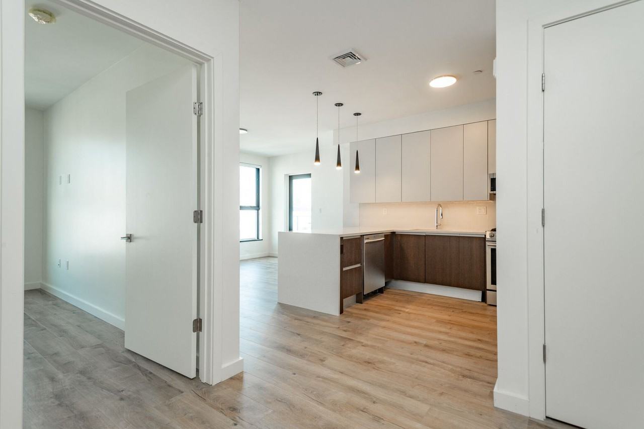 1 Sewall St - Photo 3 of 32