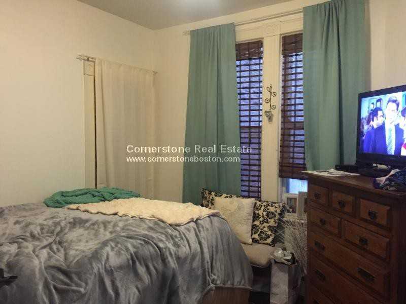 L St #2 - Photo 2 of 17