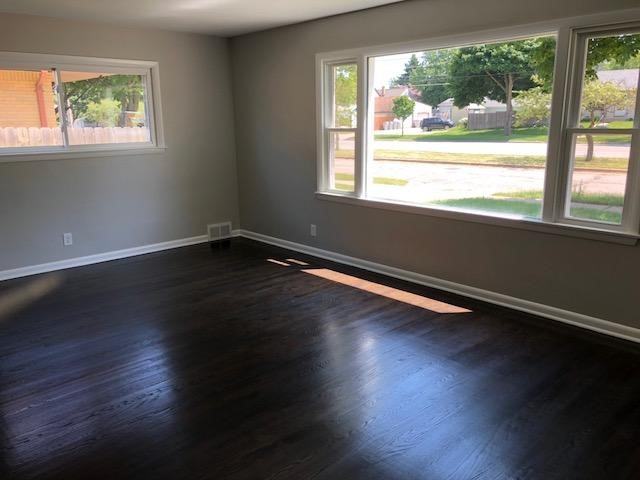 3236 W Morgan Ave - Photo 2 of 6