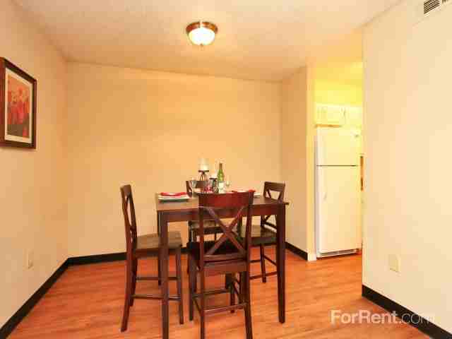 Woodley Gardens - Photo 2 of 25