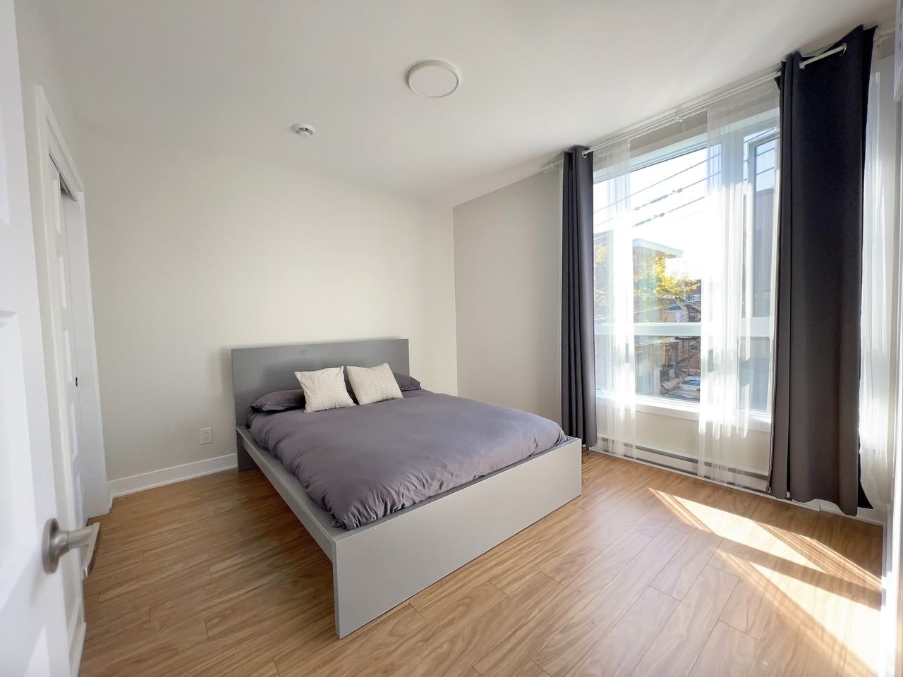 1012 Rue Saint-Zotique Est #204 - Photo 3 of 8