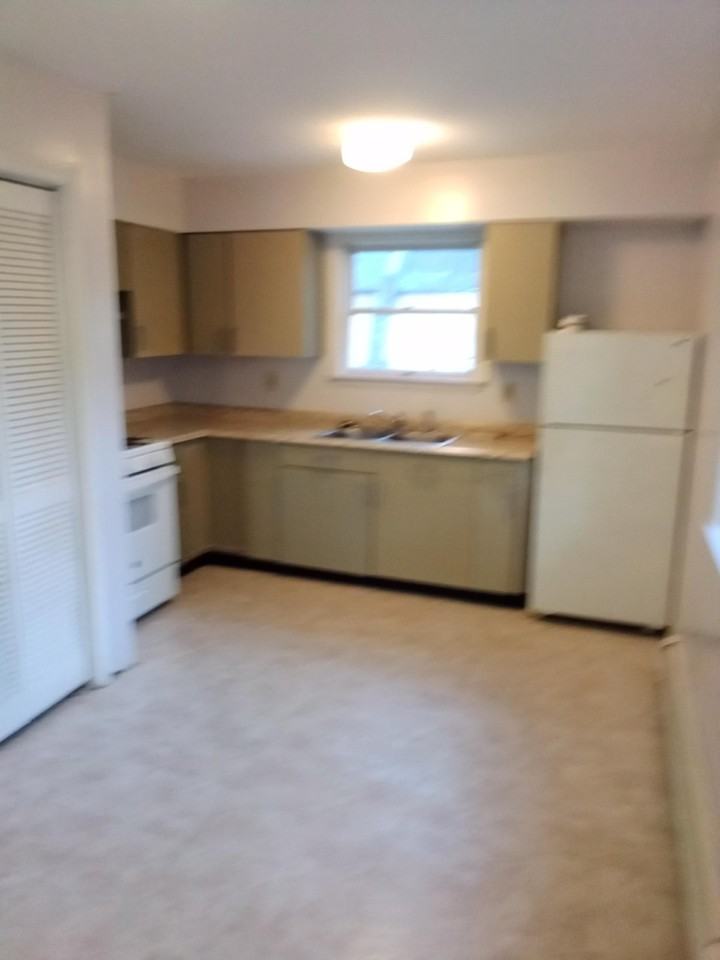 6 Circle Dr - 1 #1 - Photo 3 of 6