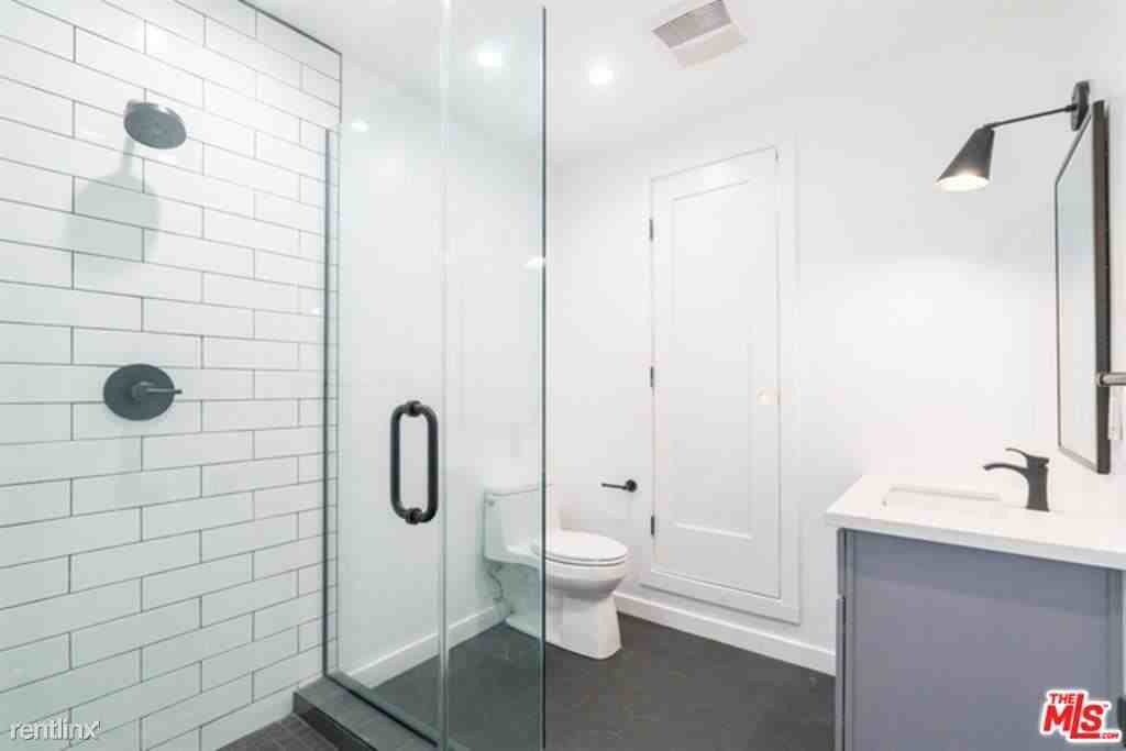 6624 Springpark Ave #5A - Photo 2 of 5