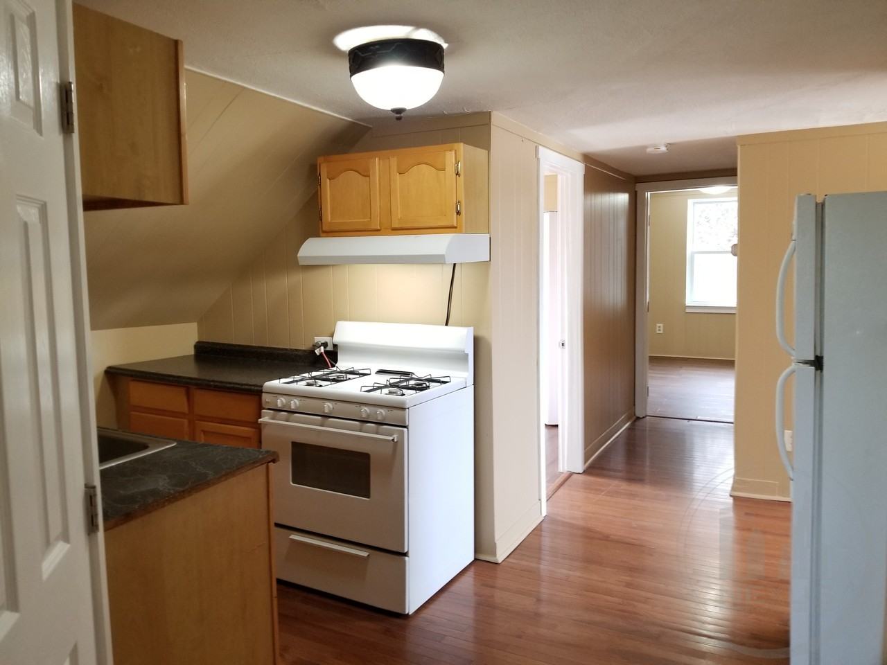 56 Adelaide Ave - Photo 2 of 12