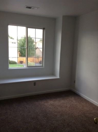 2546 Napoli Dr - Photo 3 of 5