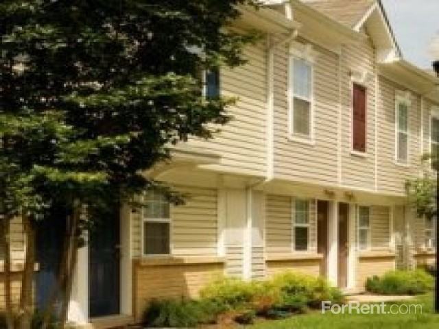 The Townhomes at River's Crossing - Photo 3 of 8