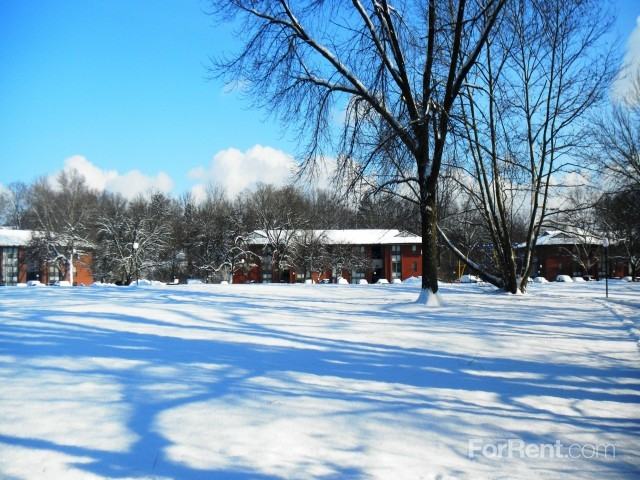 Westbrooke Village Apartments 5530 Autumn Hills Dr, Dayton, OH 45426