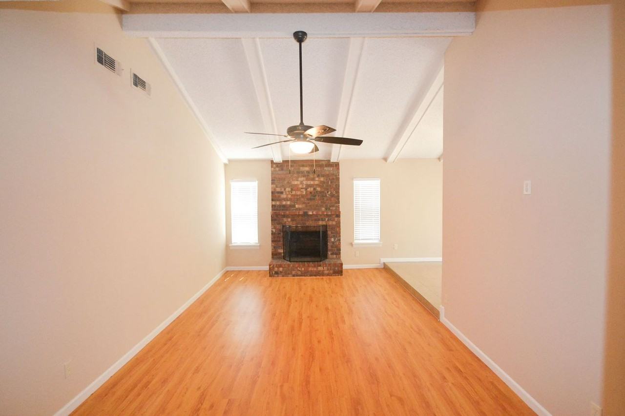 5884 Revelstok Dr - Photo 2 of 11