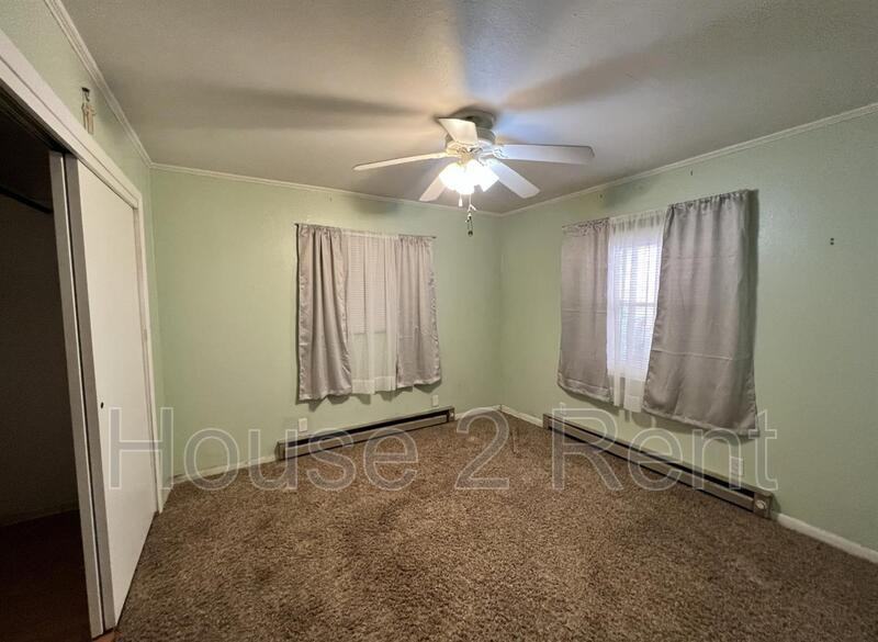 105 W Ford Ave - Photo 3 of 7