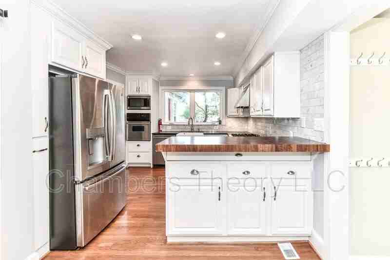 6911 Elm Dr - Photo 7 of 46