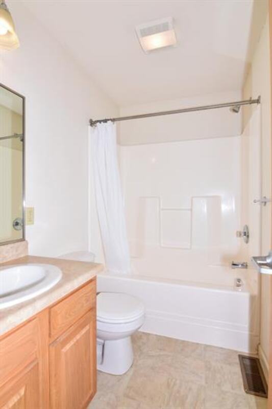 1007 Hot Point Cmns - Photo 3 of 17