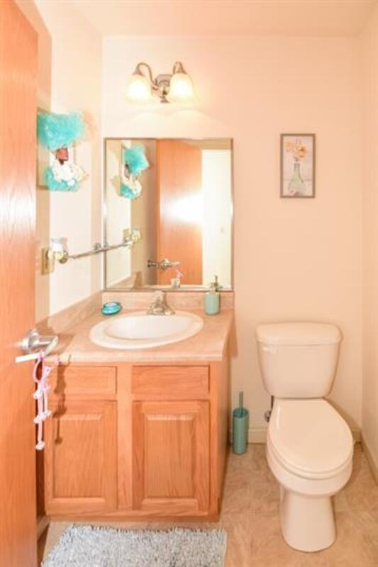 1019 Hot Point Cmns - Photo 3 of 24