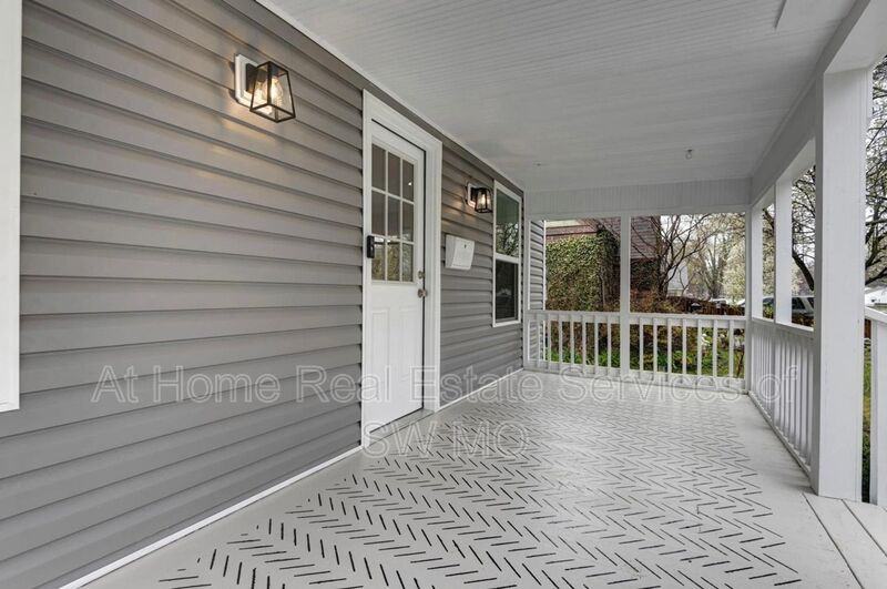 1539 S Fremont Ave - Photo 3 of 15