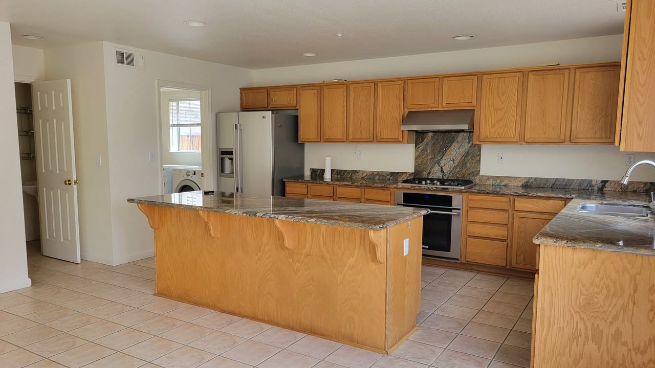 32773 South Belami Loop - Photo 6 of 10