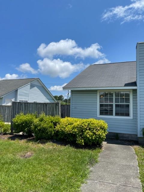 122 Witten Cir Apt C #1 - Photo 2 of 13