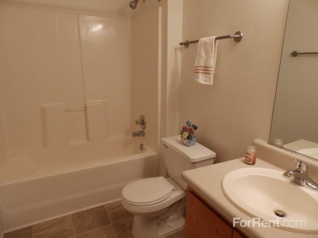 Bailey's Ridge Apartments - Photo 2 of 19