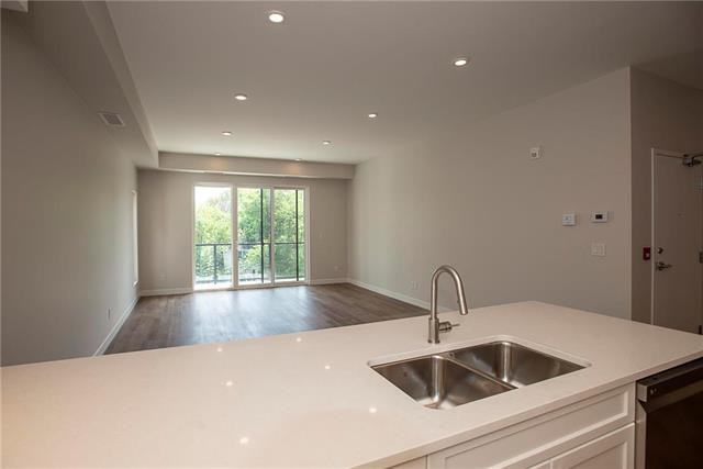 887 Grosvenor Avenue #5 - Photo 2 of 13