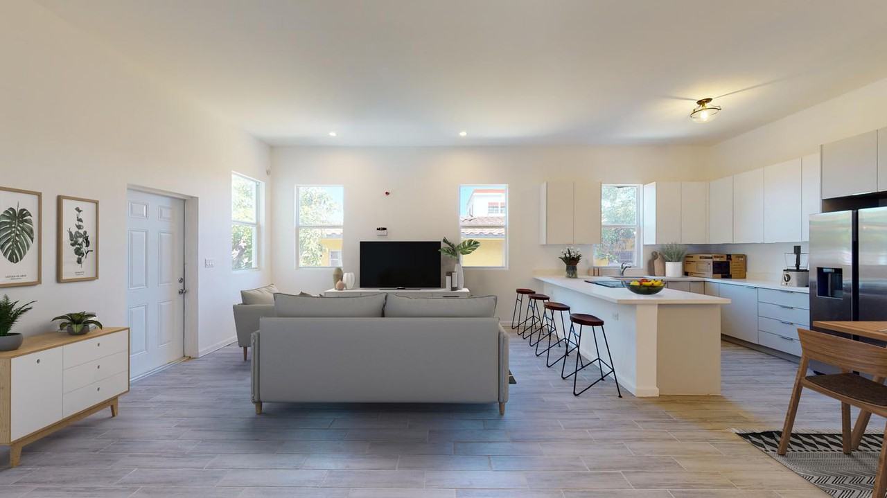 Contemporary Little Haiti duplex near Buena Vista & Design District