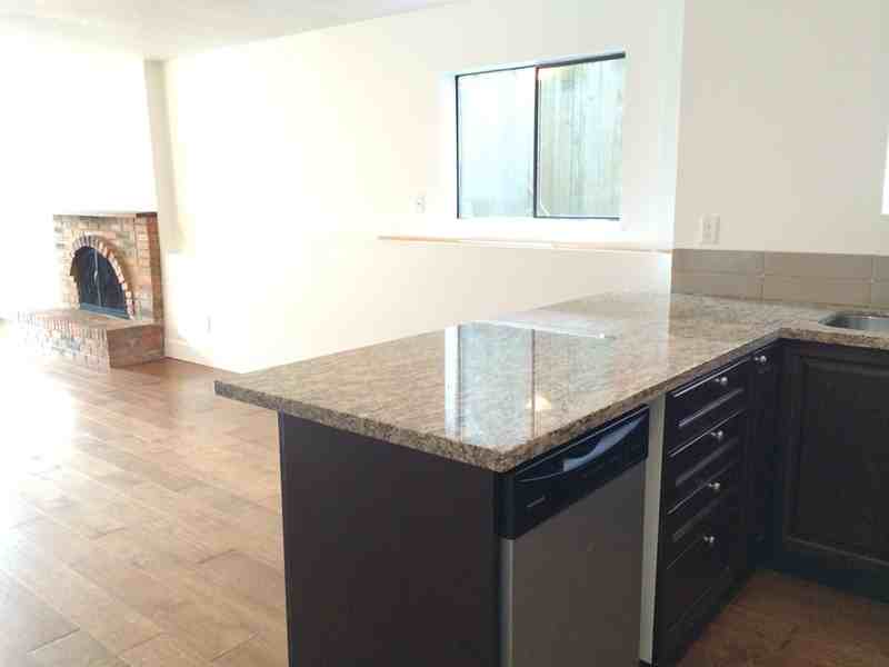 1154 Croft Road Lower Unit - Photo 3 of 10