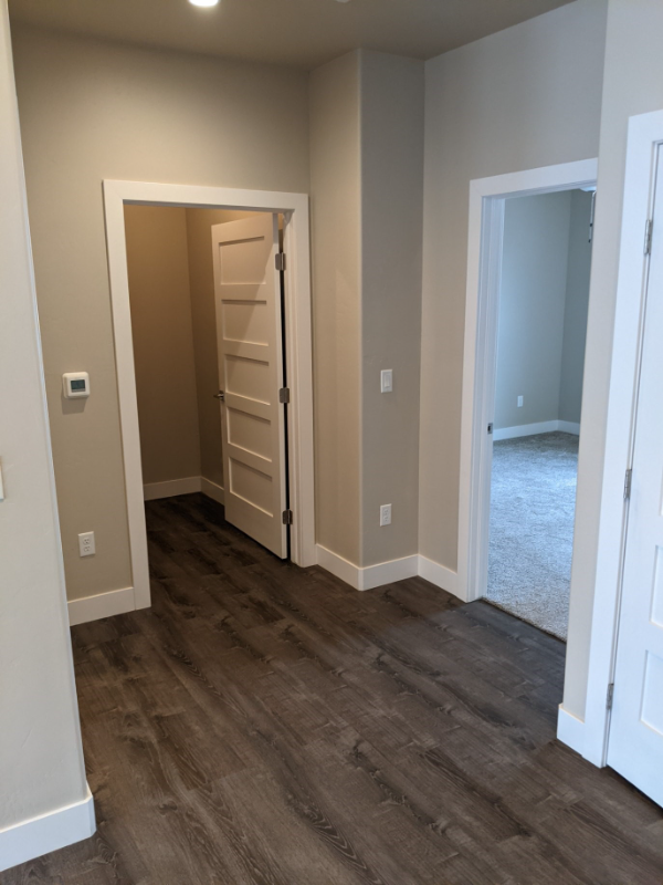 2114 Emma Ln - Photo 5 of 13