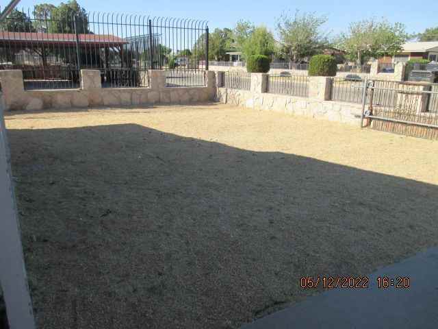 9305 Vicksburg Dr - Photo 2 of 19