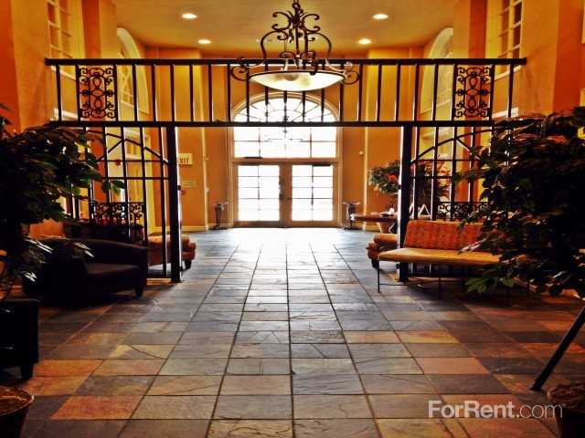 Inwood on the Park - Photo 2 of 19