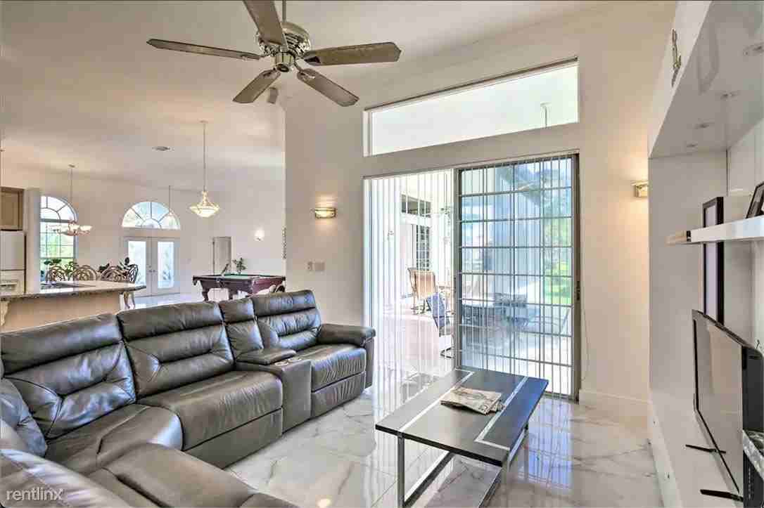 15900 Sw 54th Pl - Photo 2 of 15