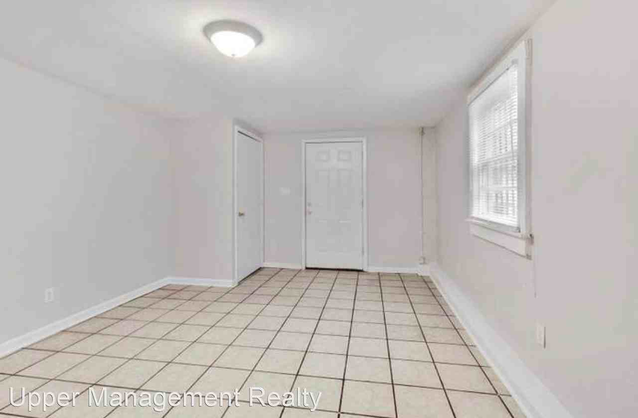 2818 O'Reilly - Photo 3 of 9